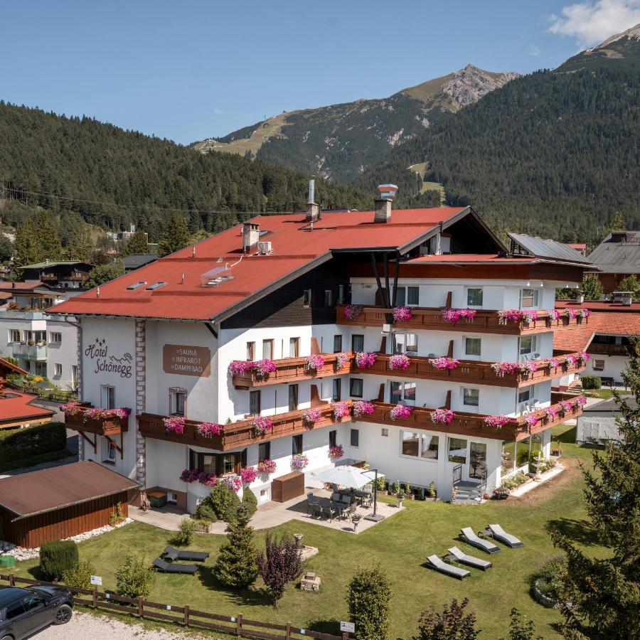 Hotel Schoenegg ゼーフェルト・イン・チロル エクステリア 写真