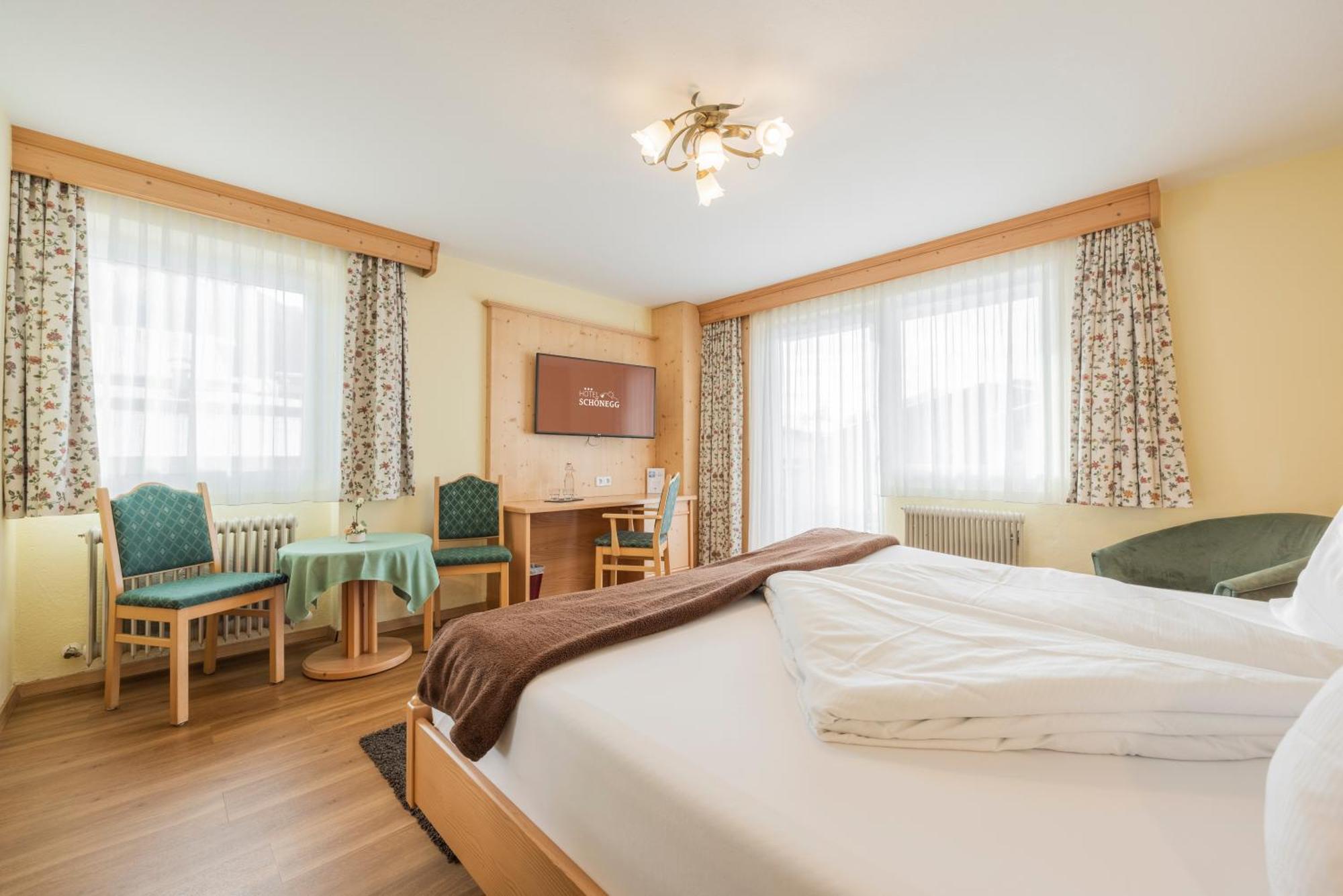 Hotel Schoenegg ゼーフェルト・イン・チロル 部屋 写真